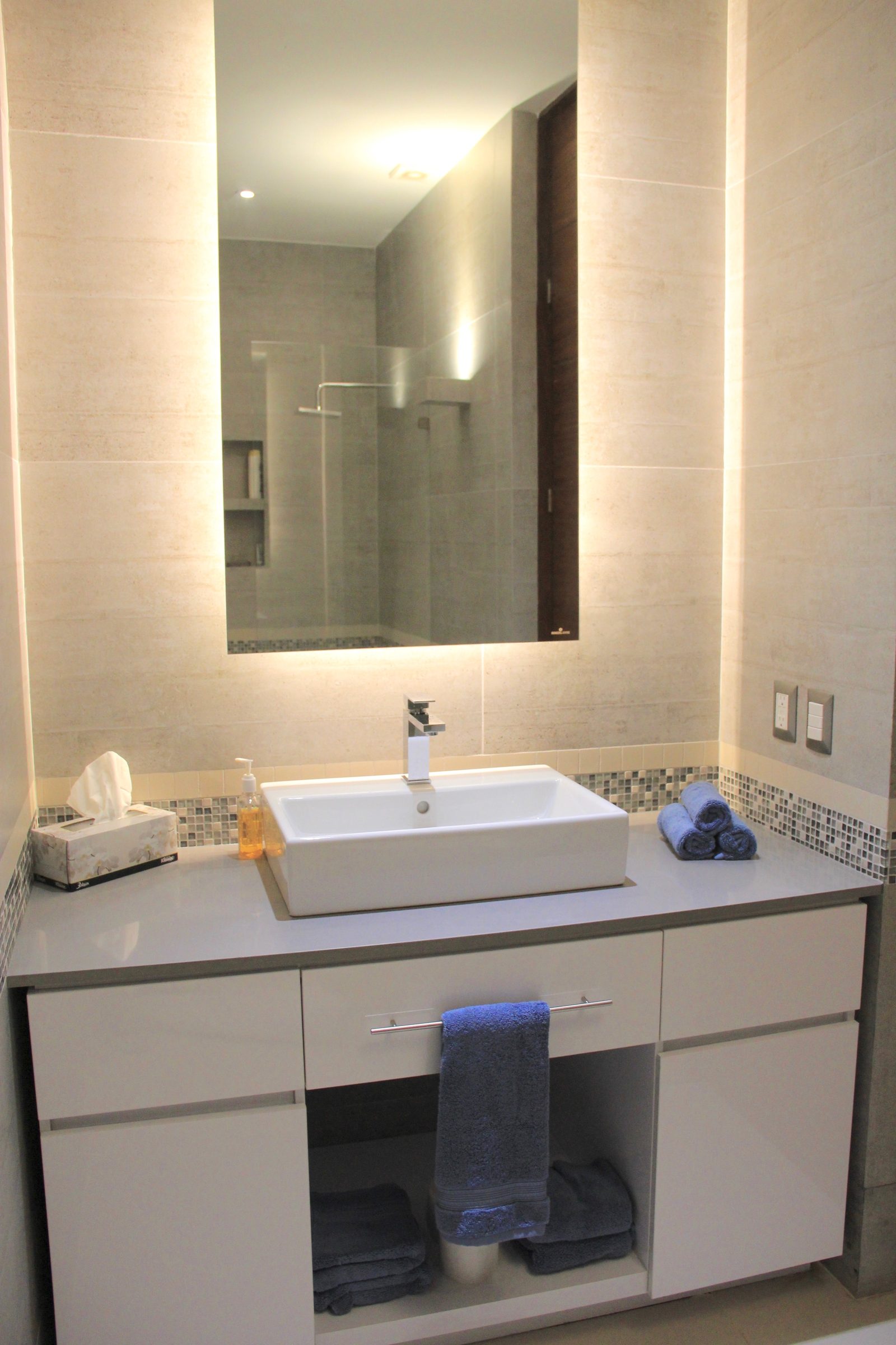 HallBath